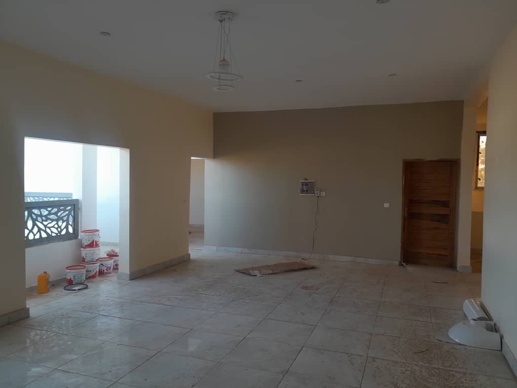 Studio non meublé à louer – Saly Portudal, Mbour