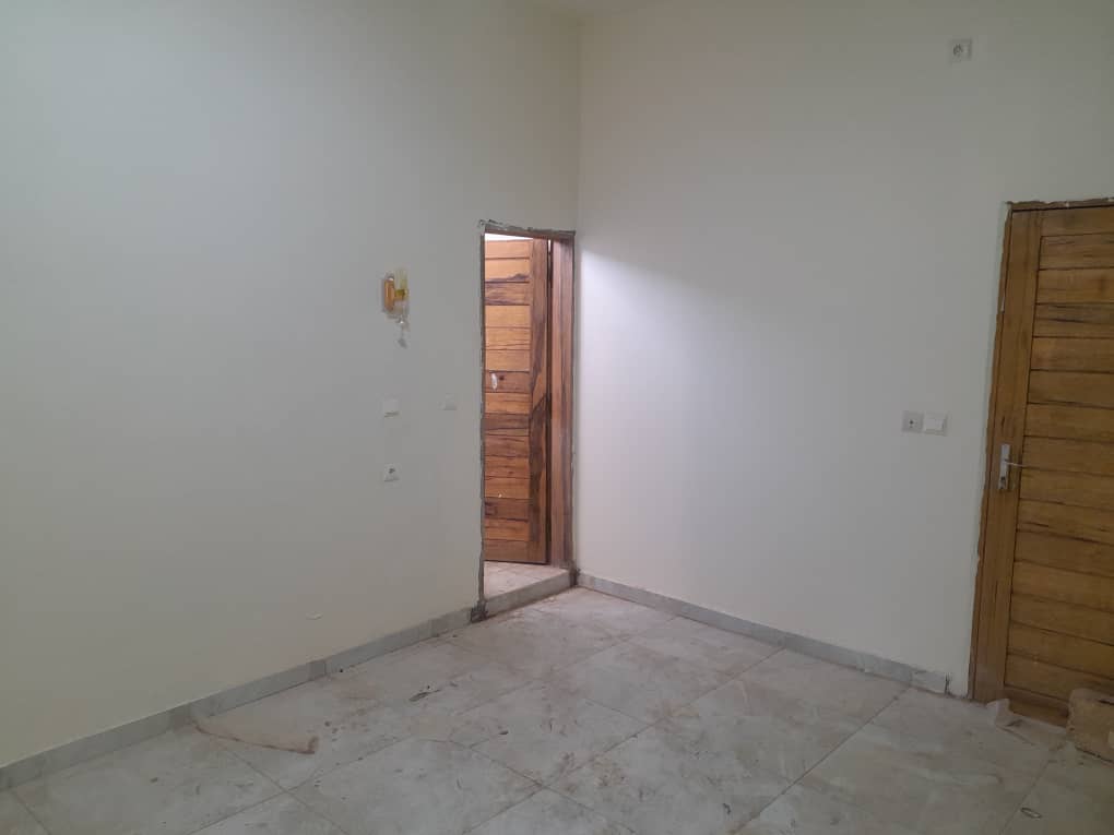 Studio non meublé à louer – Saly Portudal, Mbour