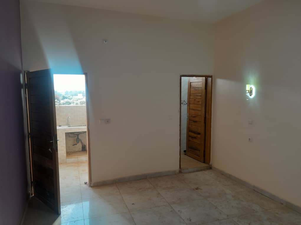 Studio non meublé à louer – Saly Portudal, Mbour