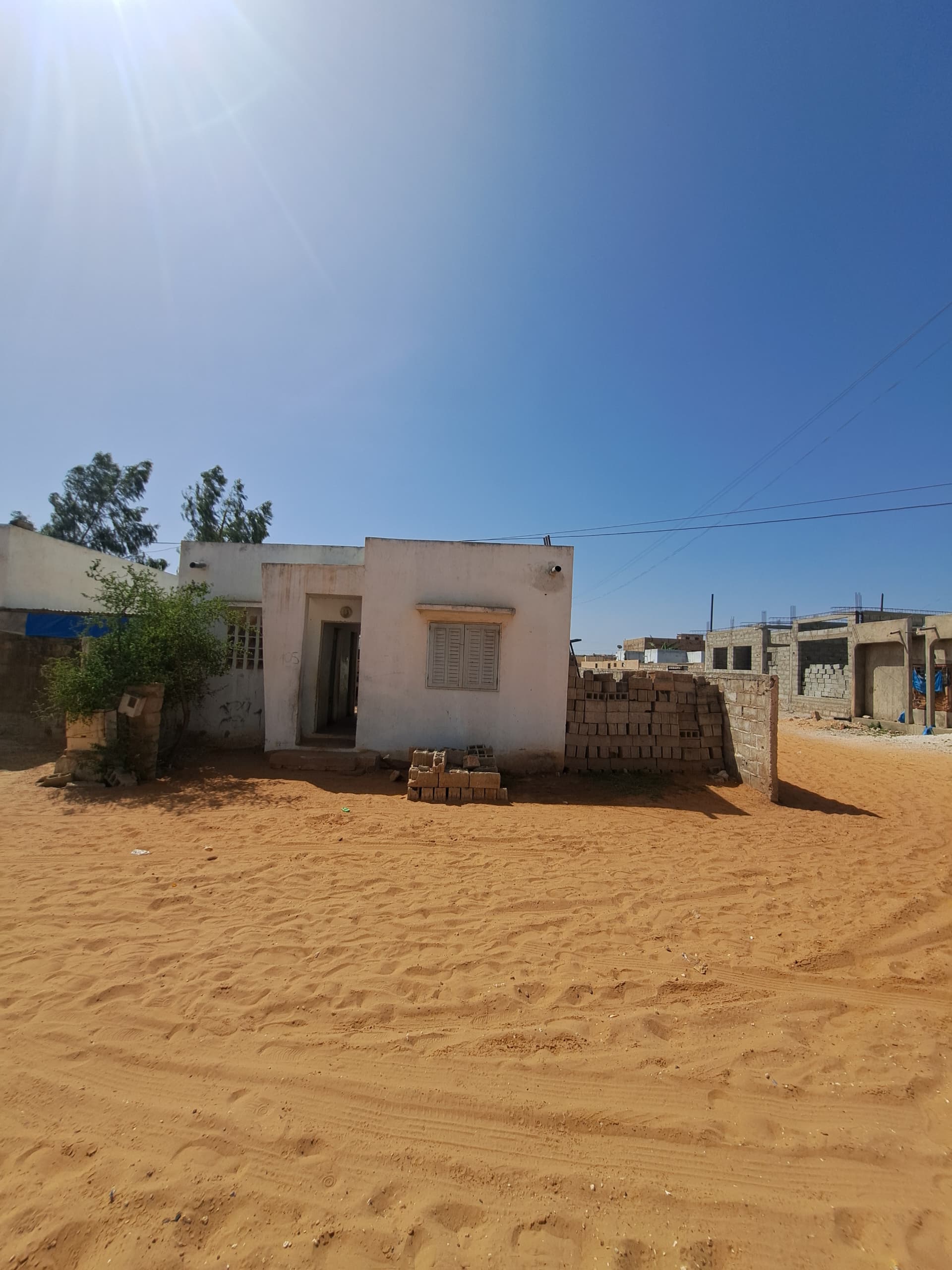 Maison F2 à vendre – Bambilor, Dakar