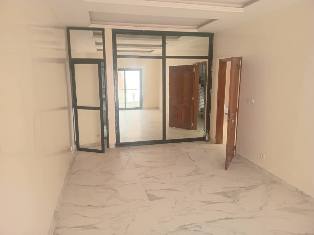 Appartement neuf 3 chambres à louer – Ngor-Almadies, Dakar