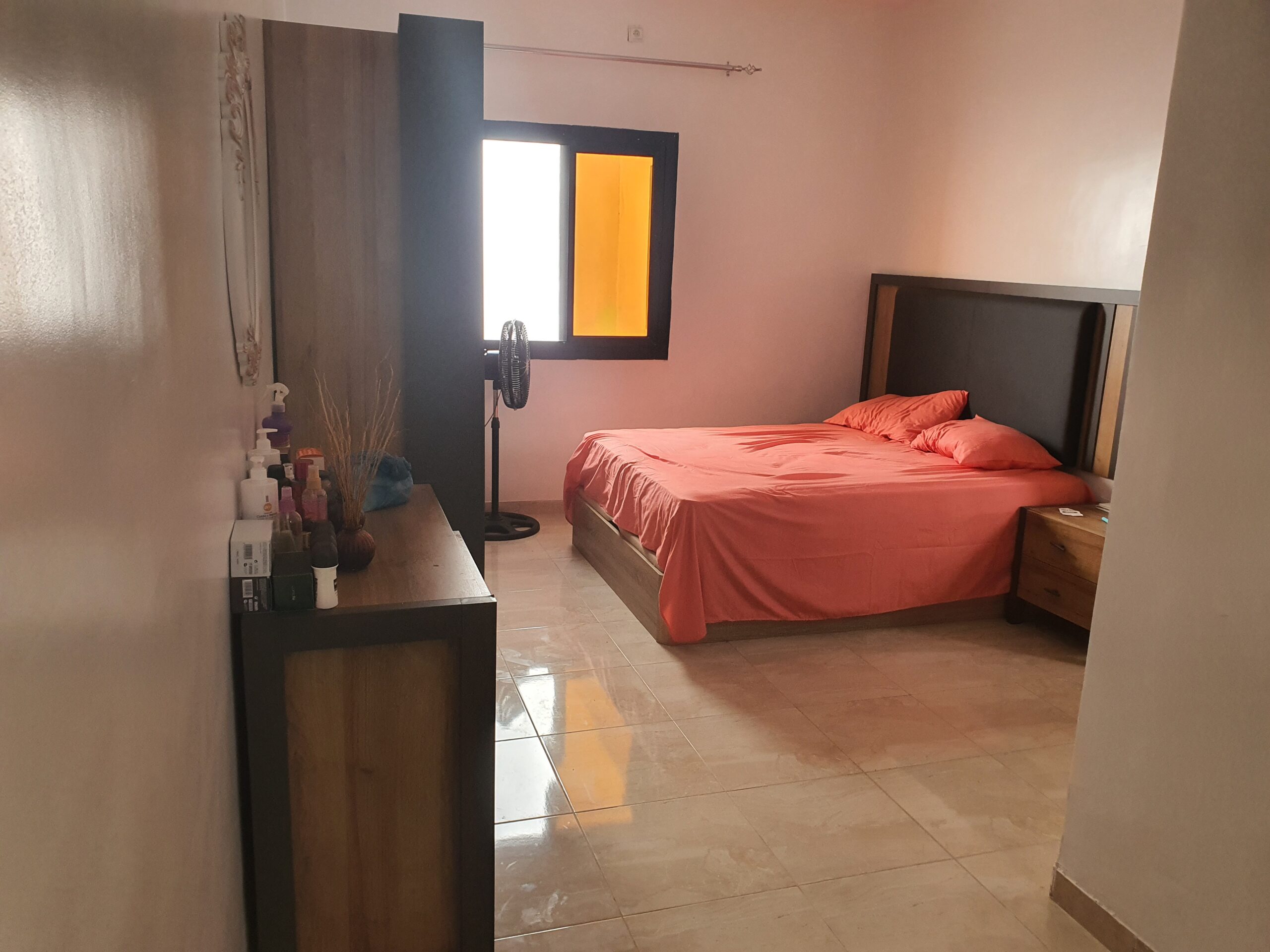 Appartement F3 meublé à louer – Sicap Baobabs, Dakar