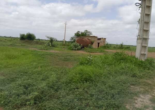 Terrain de 10 hectares vers Keur Moussa
