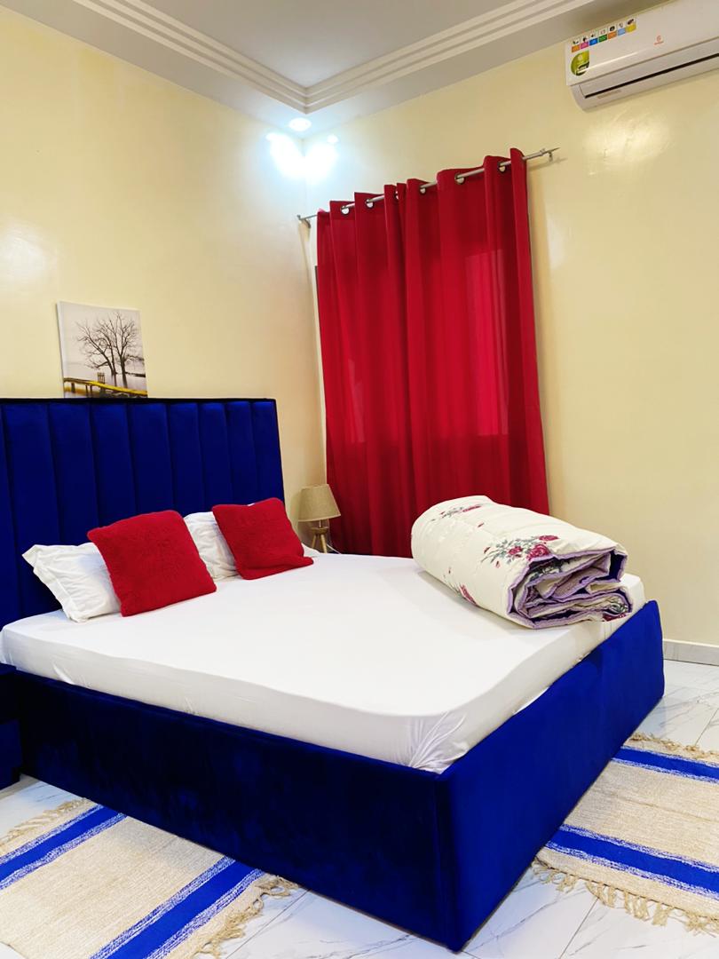 Studio meublé haut standing à louer – Ngor, Dakar