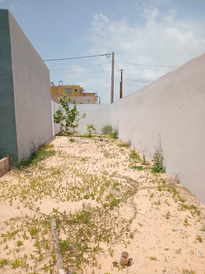 Magnifique Villa F4 à louer – Cité Akys, Bambilor, Sénégal