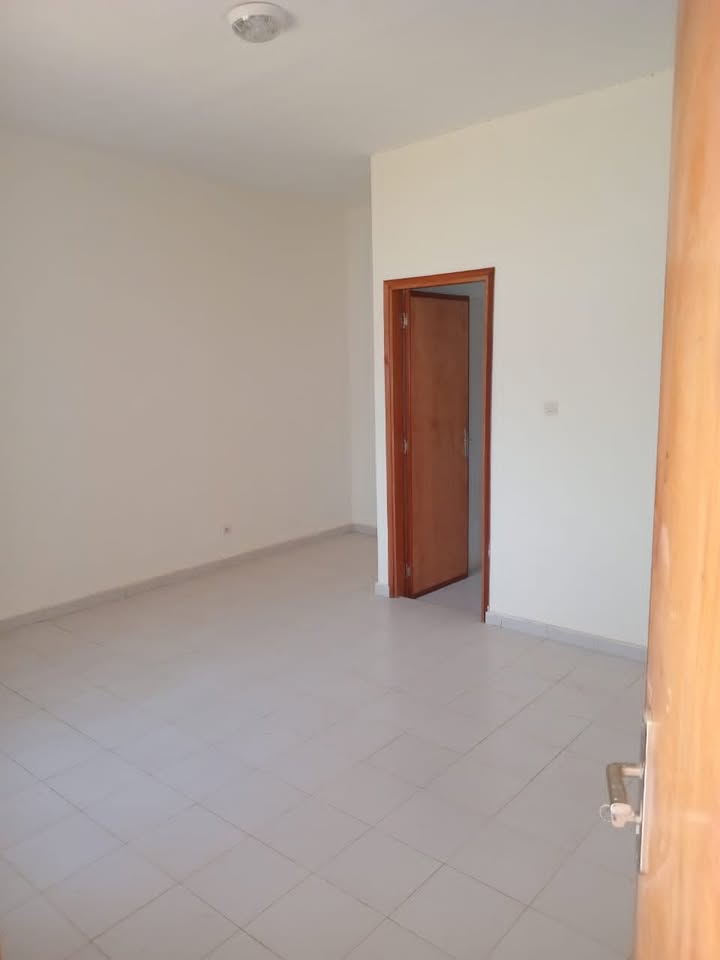 Magnifique Villa F4 à louer – Cité Akys, Bambilor, Sénégal