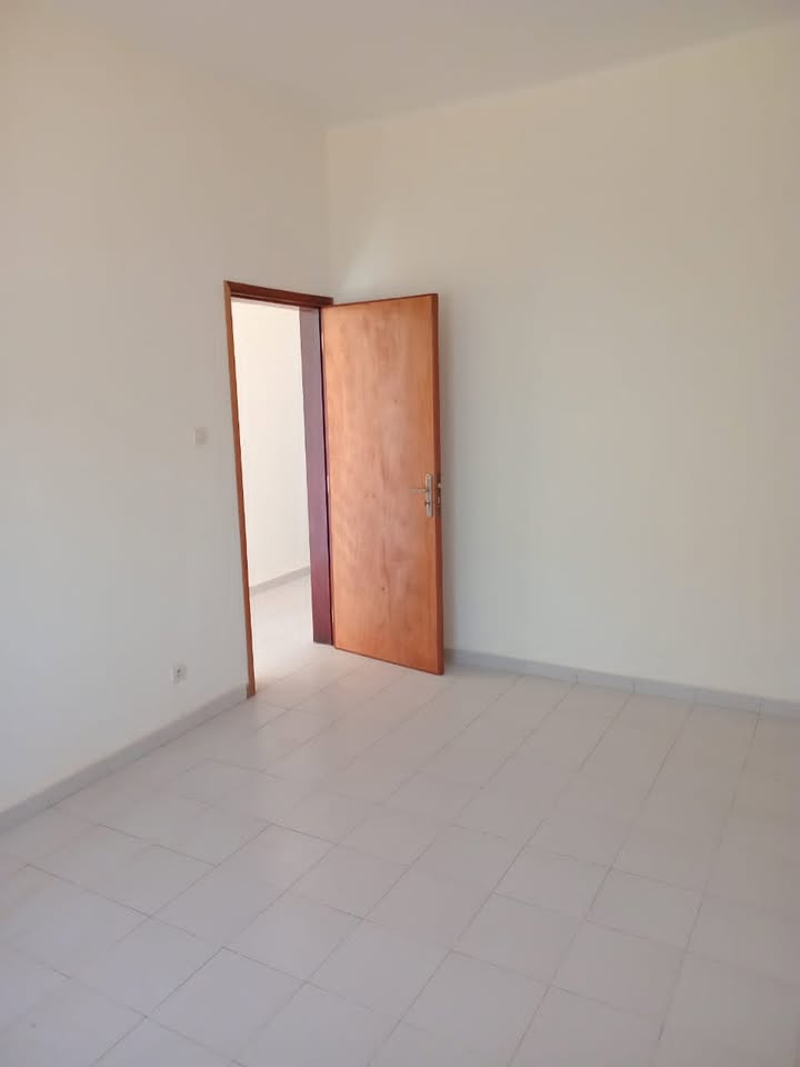 Magnifique Villa F4 à louer – Cité Akys, Bambilor, Sénégal