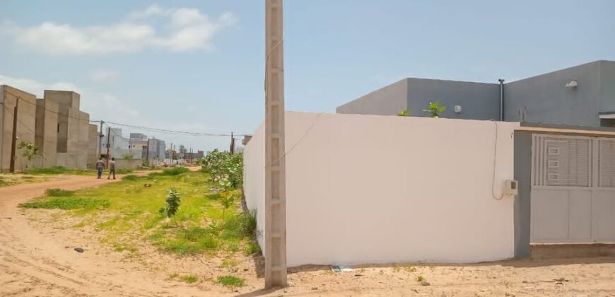 Magnifique Villa F4 à louer – Cité Akys, Bambilor, Sénégal