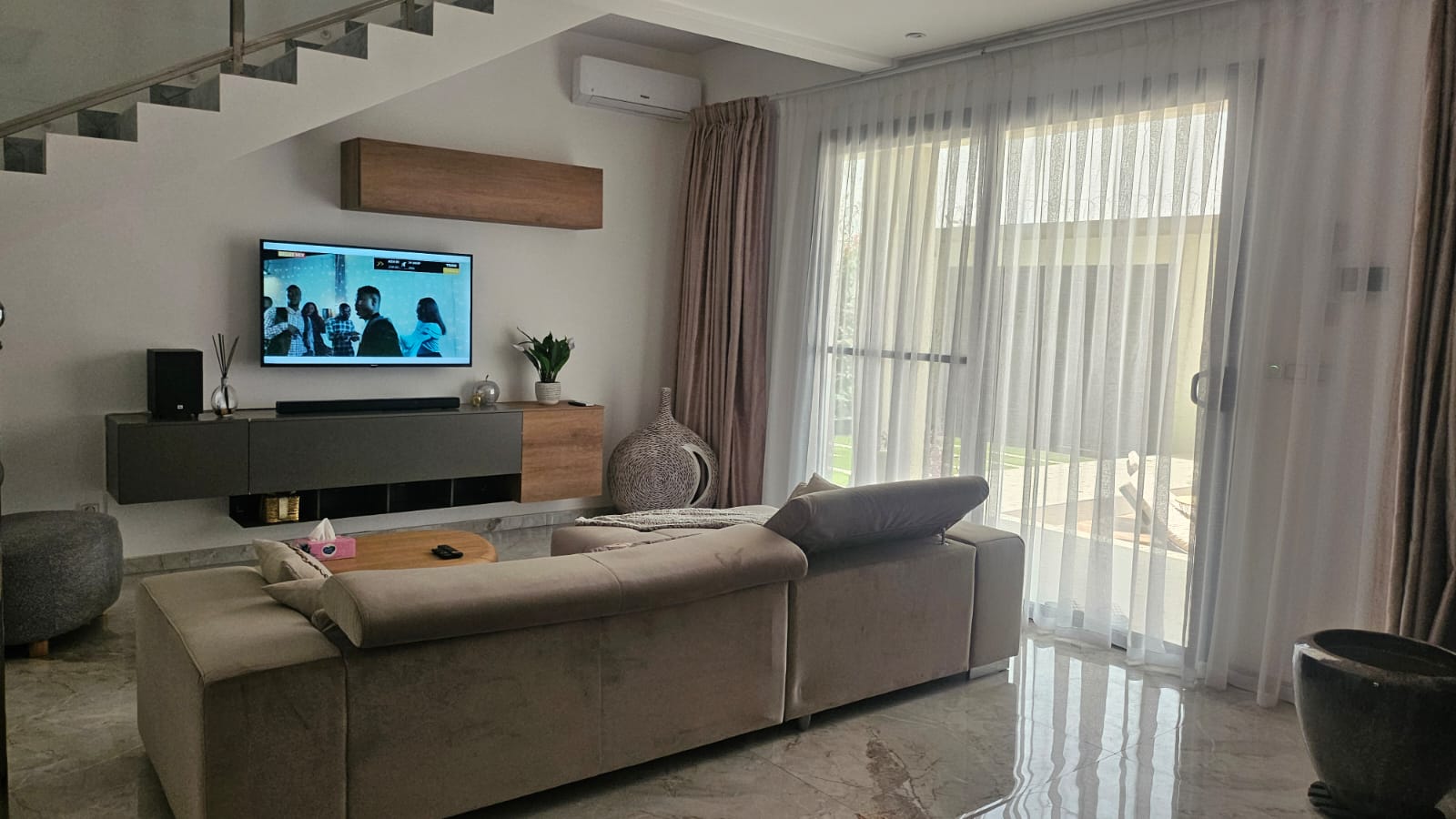 Villa 3 ch meublée à louer – Ngaparou, Petite Côte