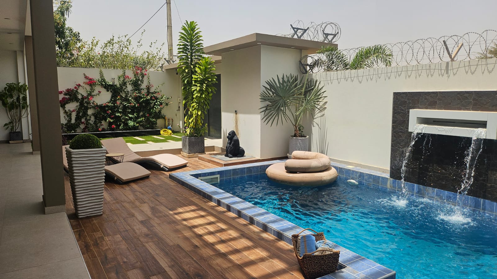Villa 3 ch meublée à louer – Ngaparou, Petite Côte
