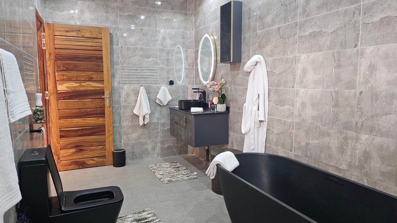 Villa 3 ch meublée à louer – Ngaparou, Petite Côte