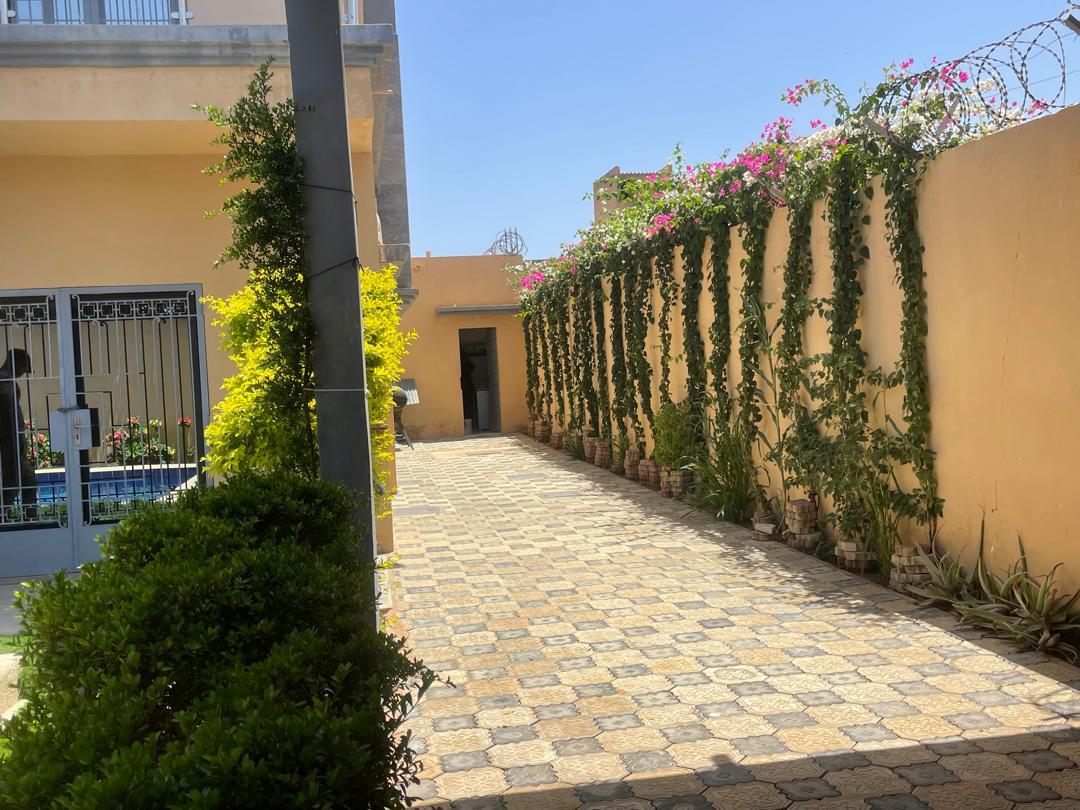 Villa 5 ch avec piscine à louer – Saly Portudal, Mbour