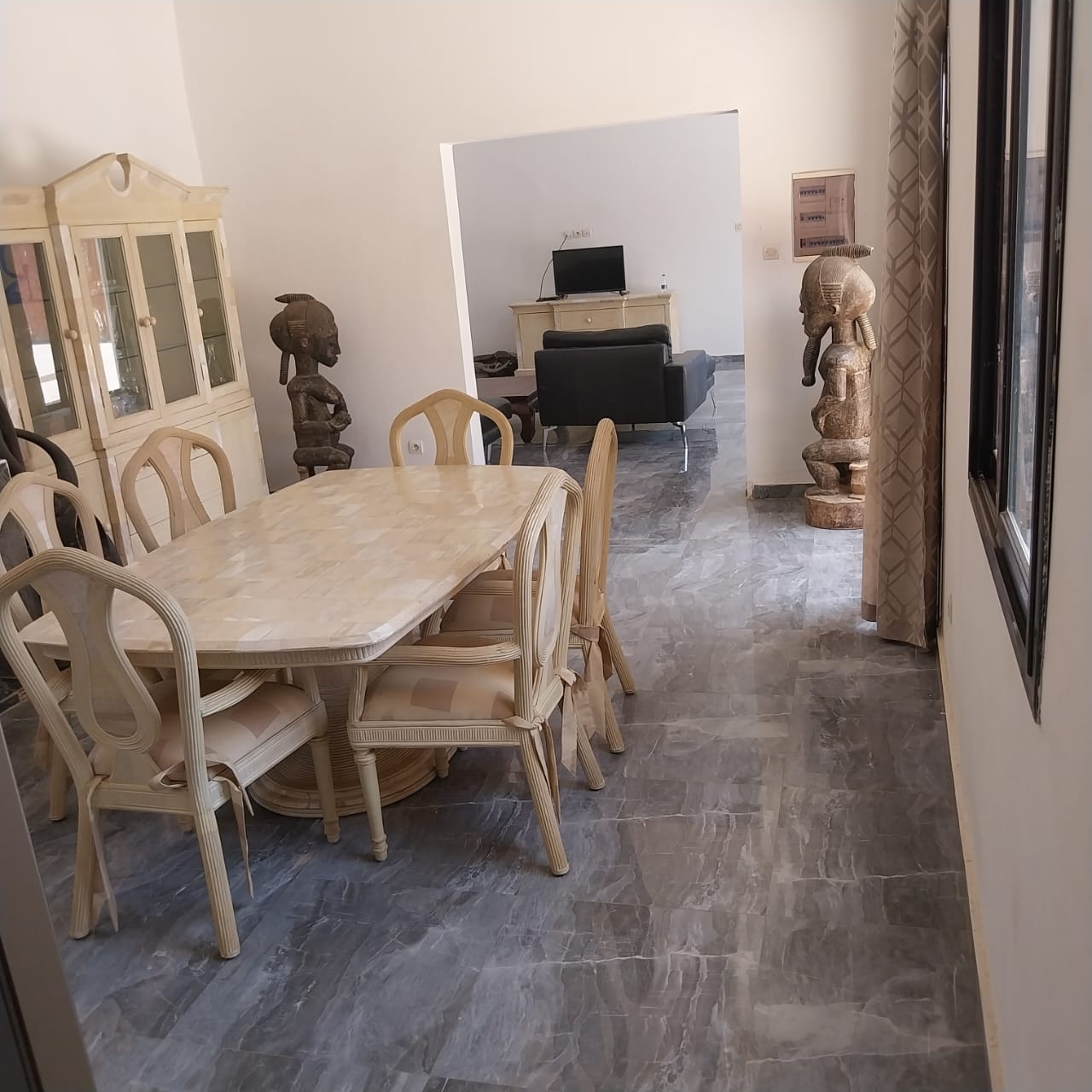Villa 4 chambres avec piscine à vendre – Gandigal, Mbour