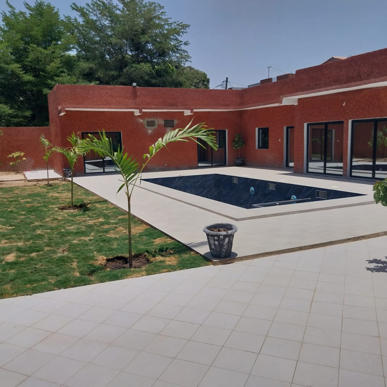 Villa 4 chambres avec piscine à vendre – Gandigal, Mbour