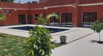 Villa 4 chambres avec piscine à vendre – Gandigal, Mbour